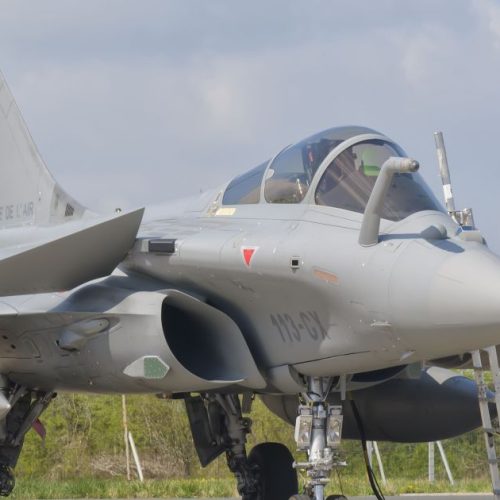 França diz que enviou caças para bases militares nos Emirados Árabes