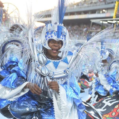 Carnaval: Liga-SP muda interpretação e abranda punição por estouro de tempo