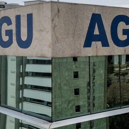 PF aciona AGU contra medidas de Mendonça no caso INSS, que cita Lulinha
