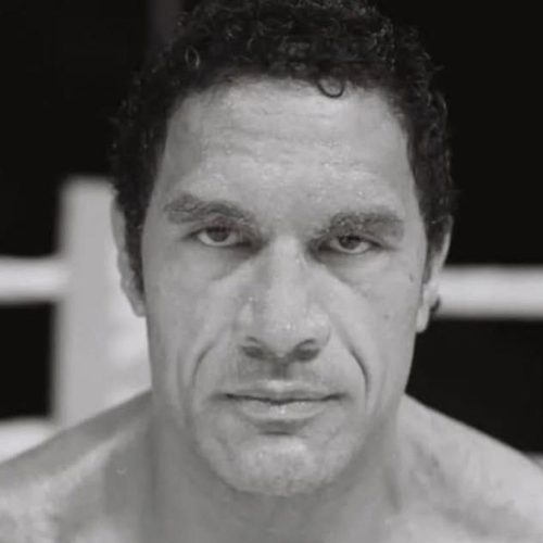 Dwayne Johnson reage ao fracasso de bilheteria de “Coração de Lutador”