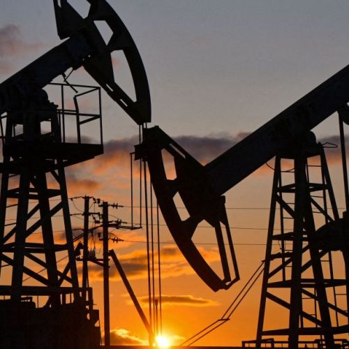 Preços do petróleo avançam com incerteza sobre cessar-fogo entre EUA e Irã