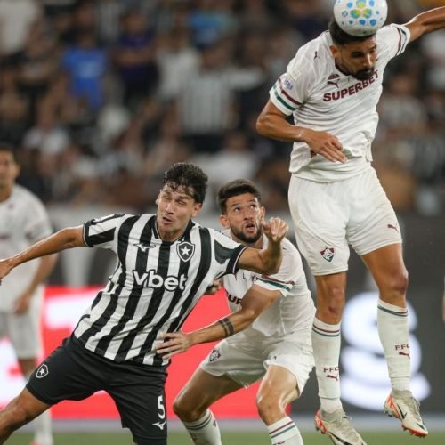 Brasileirão: Botafogo marca golaço, mas Fluminense busca empate em clássico