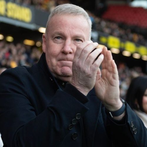 Lenda do Watford, Kenny Jackett morre aos 64 anos