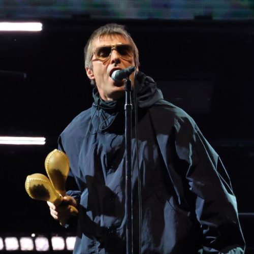 Liam Gallagher diz ter voltado à sobriedade após largá-la no fim da turnê
