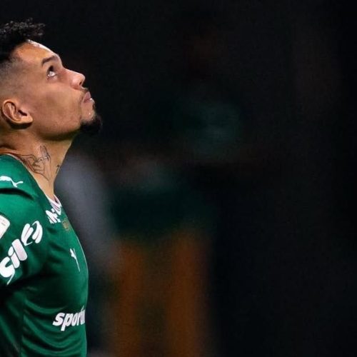 Paulinho desabafa em “reestreia” pelo Palmeiras após 10 meses sem jogar