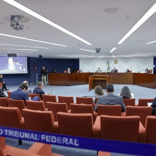 Com voto de Nunes Marques, STF define caixa dois como crime e improbidade