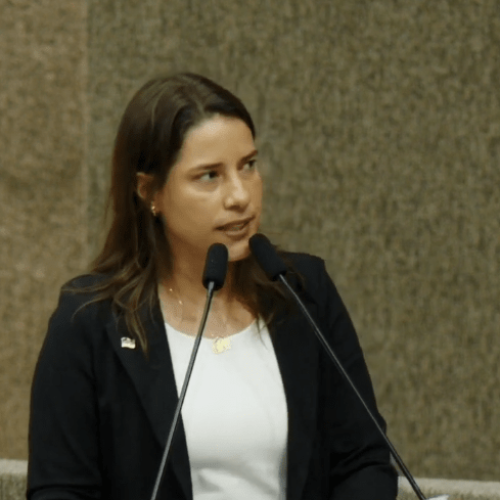 Raquel Lyra registra BO por receber PIX de desconhecidos: “ação coordenada”