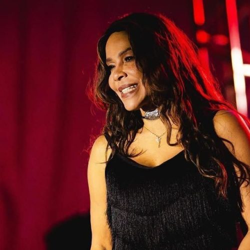 Vocalista do Calcinha Preta anuncia saída da banda; leia pronunciamento