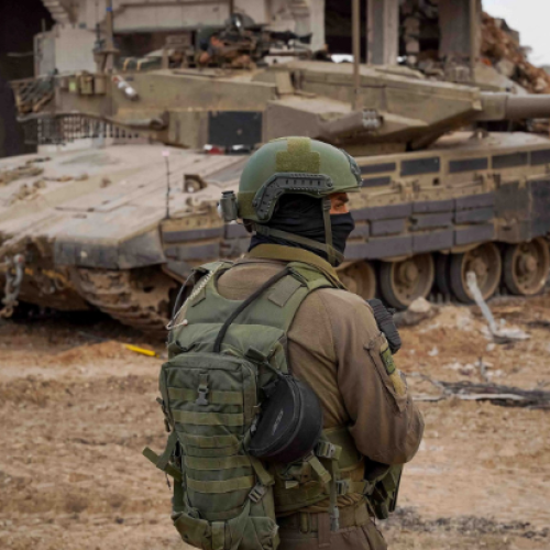 Israel diz que cessar-fogo e ajuda serão retomados após ataques em Gaza