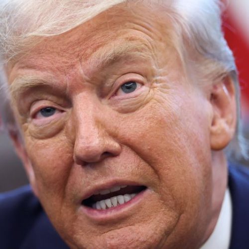 Assessor de Putin rebate Trump dizendo que “não há conspirações”