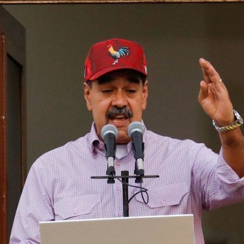 Maduro diz que intervenção militar dos EUA seria “fim político” de Trump