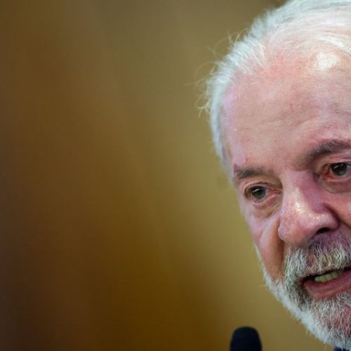 Lula embarca para os EUA acompanhado de seis ministros