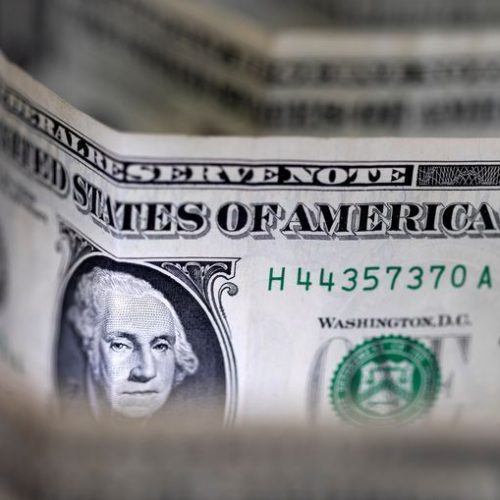 Dólar em queda coloca diversificação no radar do investidor