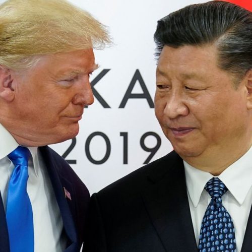 Trump diz que tarifas de 100% sobre produtos da China não são sustentáveis
